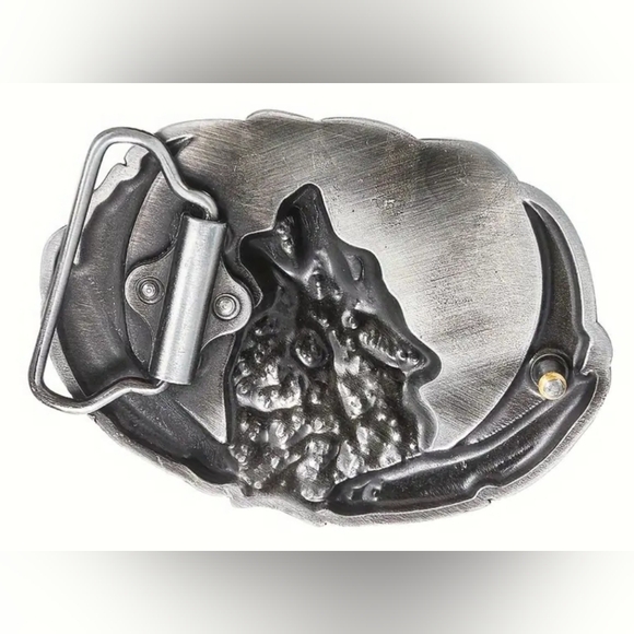 New Howling Wolf And Feathers Belt buckle fits 1.5 belt buckle - Picture 2 of 2